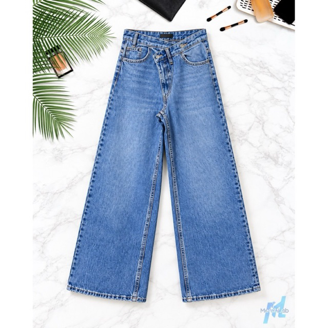 z@r@ Asymmetrical Flare Denim Jeans | Light Wash Blue | Wide-Leg Cut | Size 27-28 product photo 1
