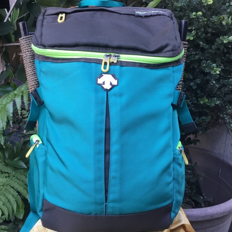 DESCENTE LAPTOP BACKPACK | Shopee Philippines