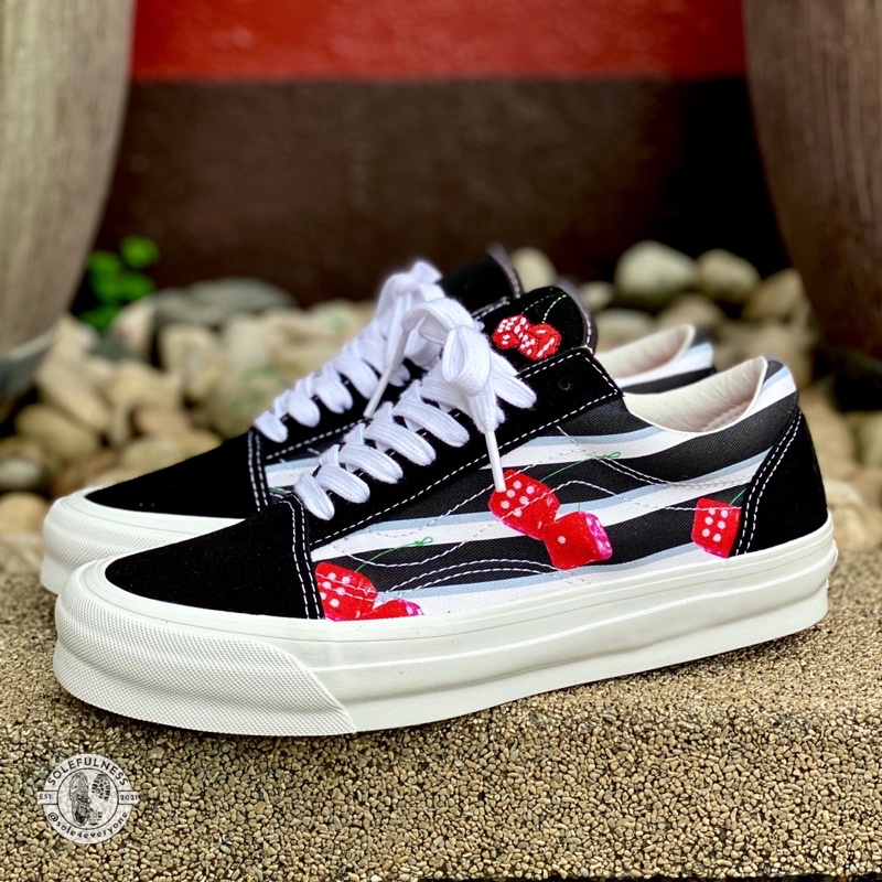 vans snake eyes