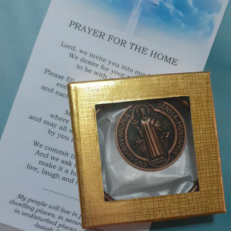 【Hot sale】St. Benedict / Benedictine Round Medal Door Hanger for Protection (Bronze Tone)