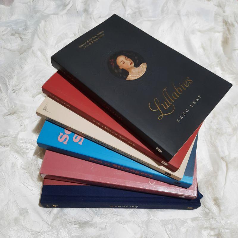 Poetry books (Rupi Kaur, Lang Leav, and Michael Faudet)cod