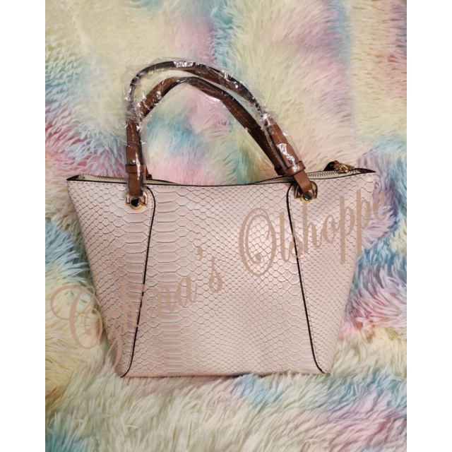 HOW.R.U TOTE BAG STYLE !!! Shopee Philippines