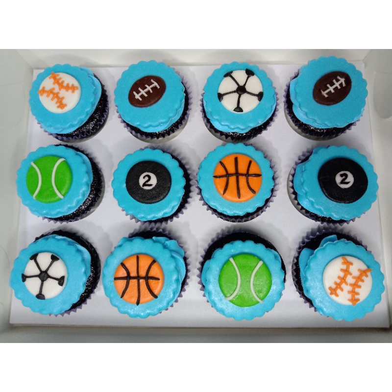 2D Ball cupcake toppers/ fondant/gumpaste toppers/edible cake & cupcake ...