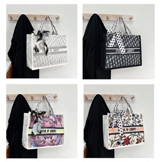 2022 New Canvas Bag Fashion print Shoulder Bag Girls everyday all-match Large Capacity Messenger Bag