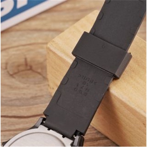 SESE Unisex Analog Waterproof Watch Japan autolight fashion Couple Watch Office watch Casio black