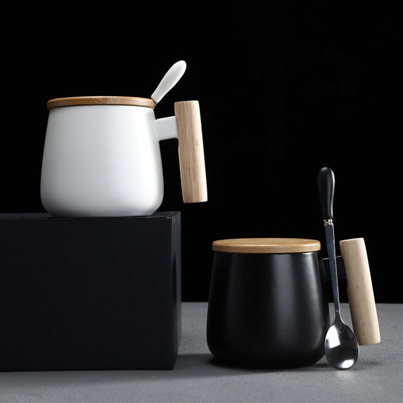 400ml Nordic wooden handle Cups White Black Ceramic Coffee Mugs Large capacity mug with spoon lid mu