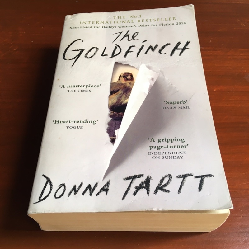 The Goldfinch by Donna Tartt (Pulitzer Prize winner 2014) | Shopee ...