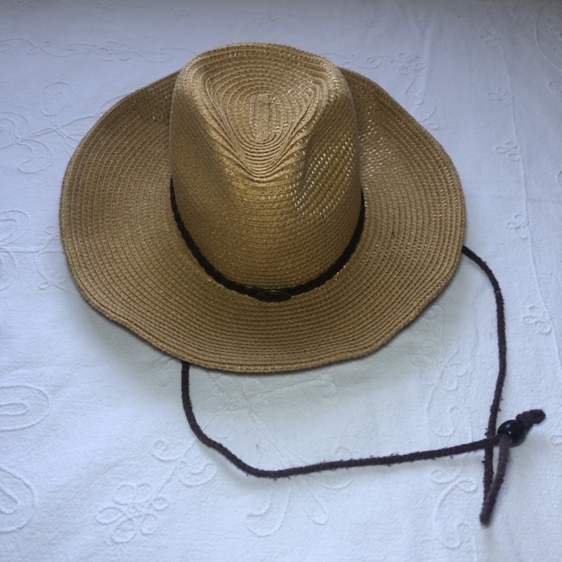 cowboy / beach hat preloved Shopee Philippines