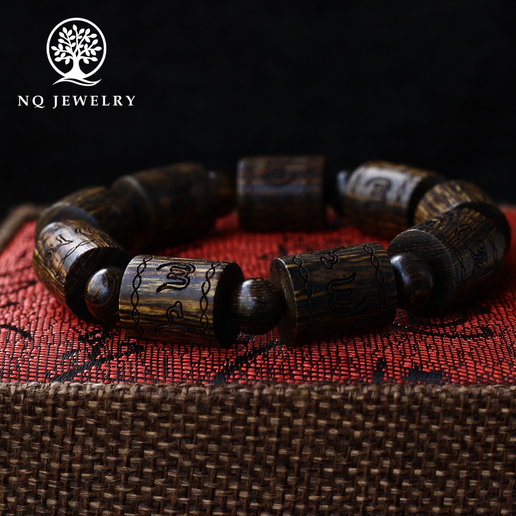 Agarwood Rings Comparing The Self-Invented Green Pillar - NQ Jewelry ...