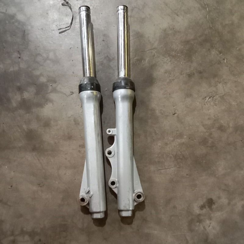 GY6 RUSI SHOCK FRONT ORIGINAL PARTS USED PARTS GOOD CONDITION GENUINE