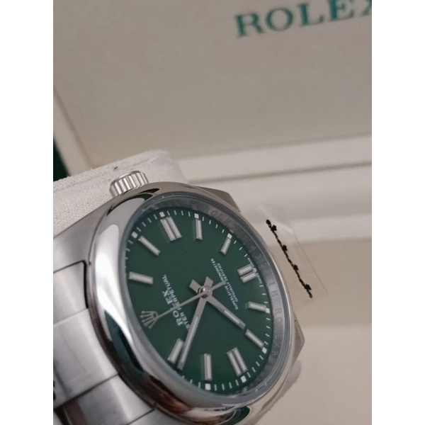 ROLEX OYSTER PERPETUAL NO DATE GREEN DIAL