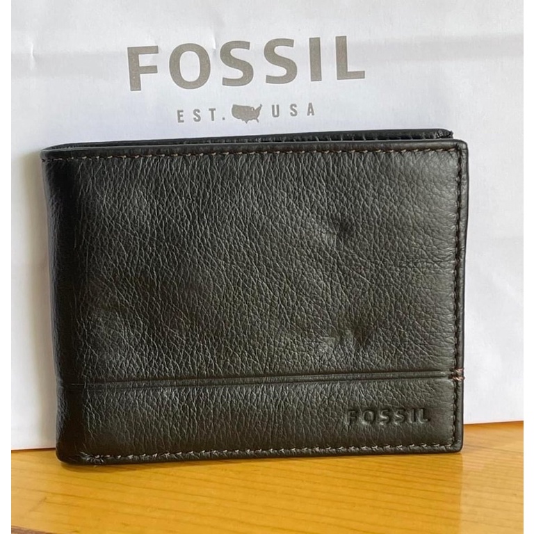 Original Fossil Genuine Leather Brooks Flip ID Bifold from Dublin ...