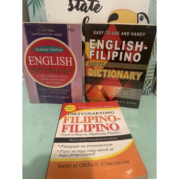 Set of Dictionaries English, EnglishFilipino, FilipinoFilipin books
