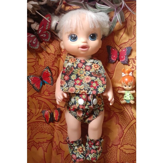 Baby Alive Clothes/Baby Alive Accessories Diaper, Bib and Shoes for 12