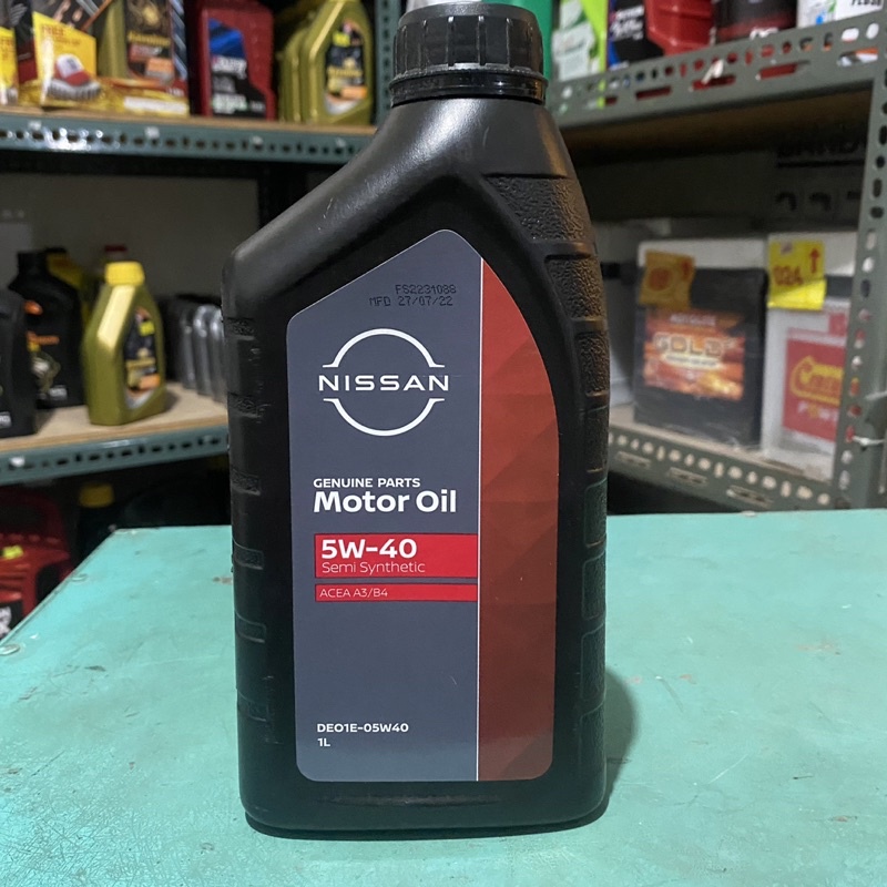 Nissan Diesel Semi Synthetic Engine Oil 5W40 DEO1E05W40 1 Liter