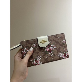 coach phone wallet authentic overuns
