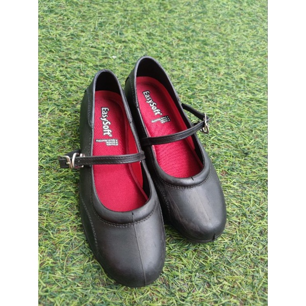 Slightly used Easysoft Black rubber School shoes Shopee Philippines