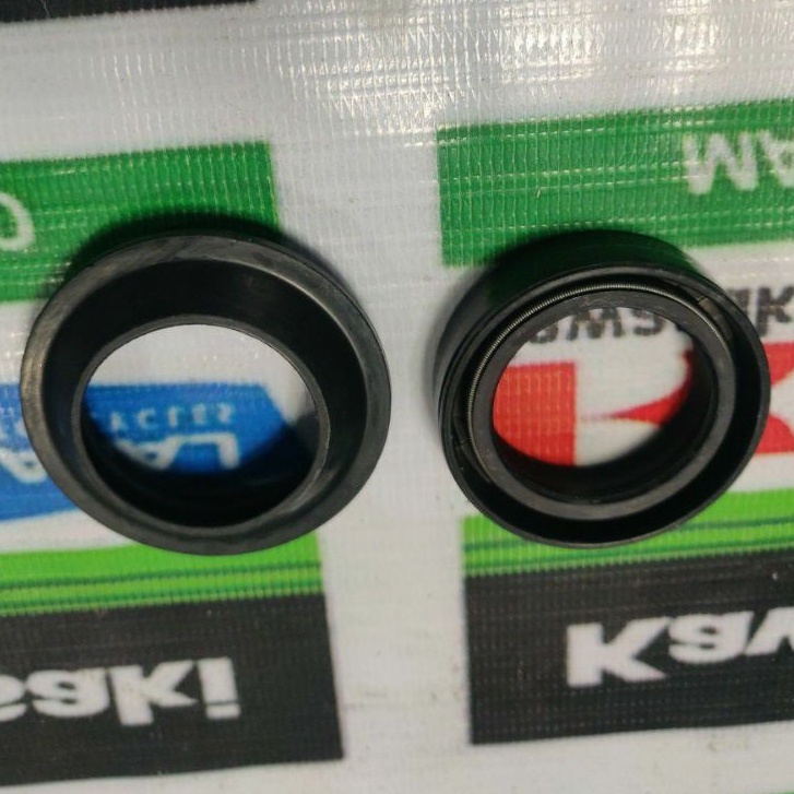 fork oil seal with dust seal bajaj ct100 / barako negro / cb110
