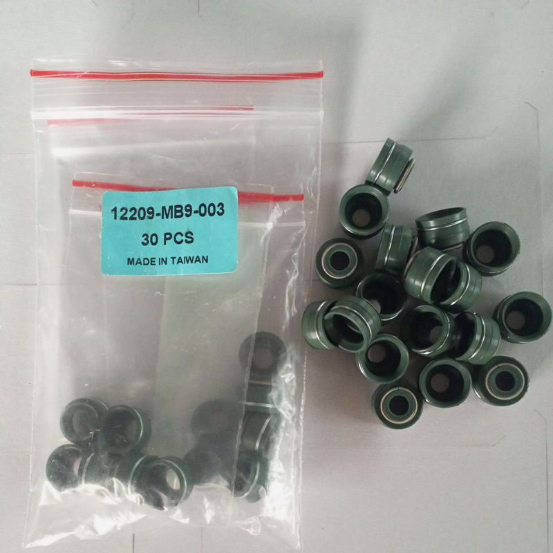 VALVE SEAL 12209MB9003/CB750K/F /CX500/CB400/GL1200/XR600 Shopee