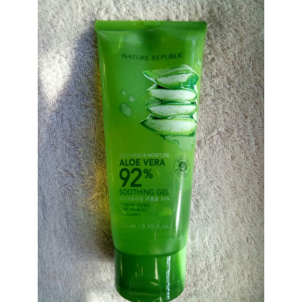 aloe vera soothing gel japan expiration august 2023 Shopee Philippines