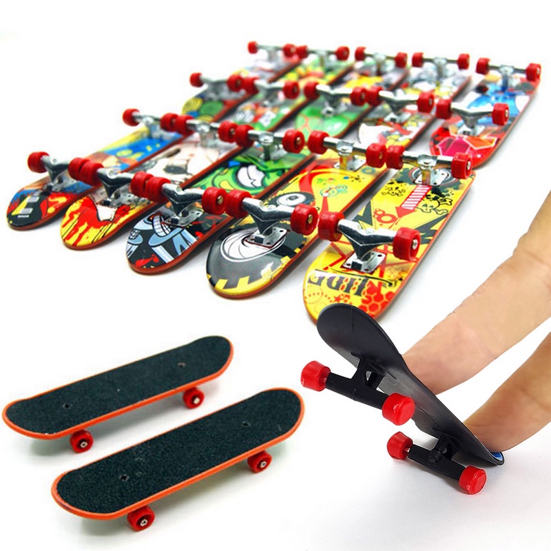 Skatepark Fingerboard Set Random Design Tech Deck Finger Mini Skate ...