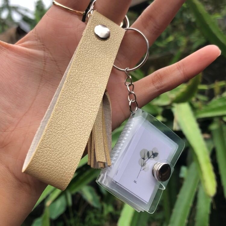 PERSONALIZED PHOTO ALBUM KEYCHAIN WITH LEATHER STRAP AND TASSEL
