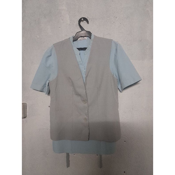 PRELOVED KARISSA CONSIGNOR SHORT SLEEVE UNIFORM (DEPT. STORE) | Shopee ...