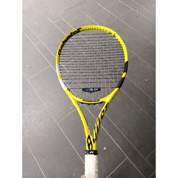 Babolat Tennis racket+ New set of hybrid strings (Preloved 98 new