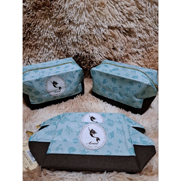 COSMETIC/MAKE UP/VANITY POUCH/ GUSSETED POUCH DISNEY PRINCESS DESIGN