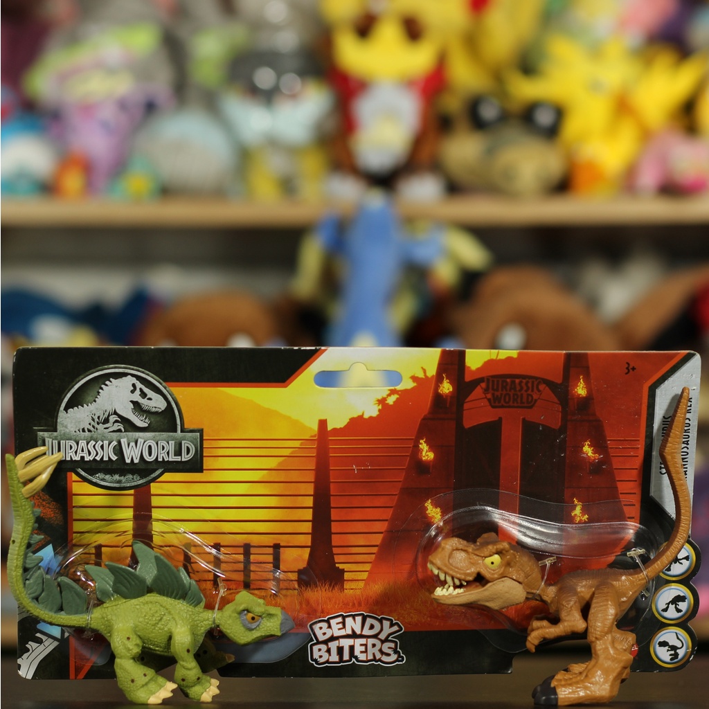 Mattel Jurassic World Bendy Biters Stegosaurus vs Tyrannosaurus Rex T ...