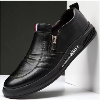 【Ready stock】2023 New Design British Style sports low-top Casual Leather Boots for Men Black 39-44