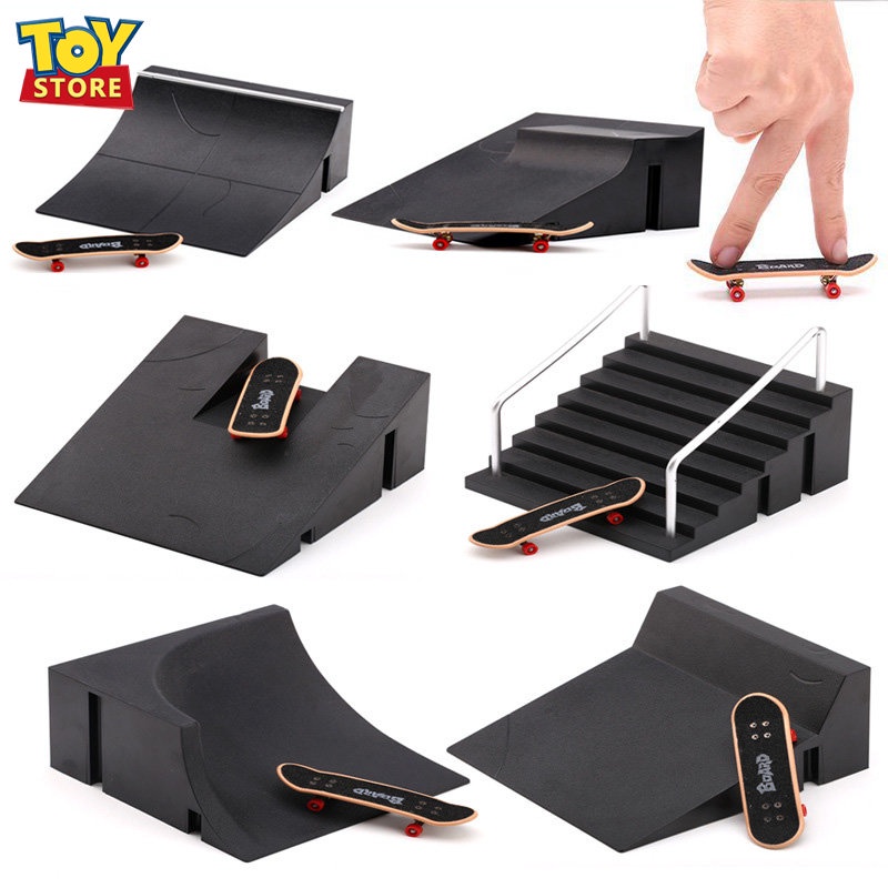 Finger Skateboards Toy Set Mini Training Skating Board with Ramp Track Fingerboard Children's