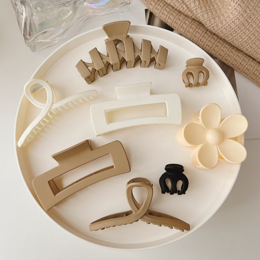 Winter Plush Large Claw Clip Khaki Transparent Hair Clamp High-end Sense Shark Clip Hair Accessories - Image 8