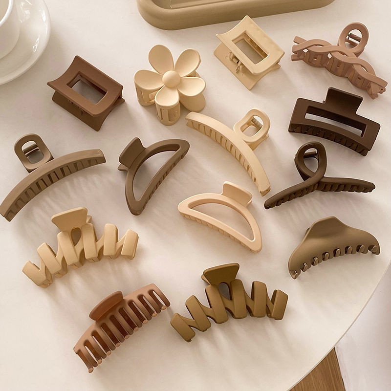 Winter Plush Large Claw Clip Khaki Transparent Hair Clamp High-end Sense Shark Clip Hair Accessories - Image 6