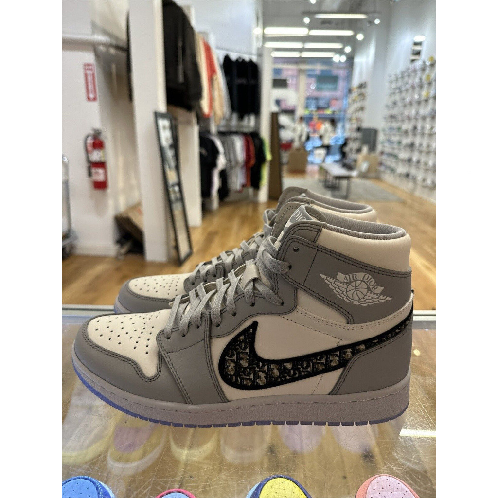 Nike x dior price philippines best sale