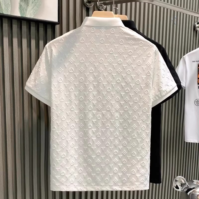 Easy Movement: Classic Collar Polo for Summer - Image 3