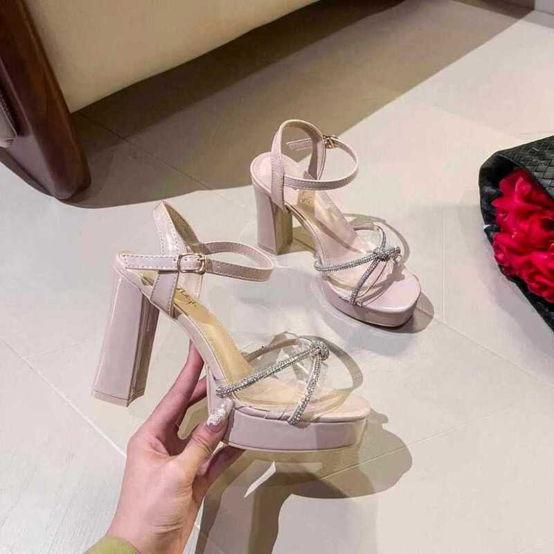 966-4 Fashionable Klass Heeled Sandals For Women