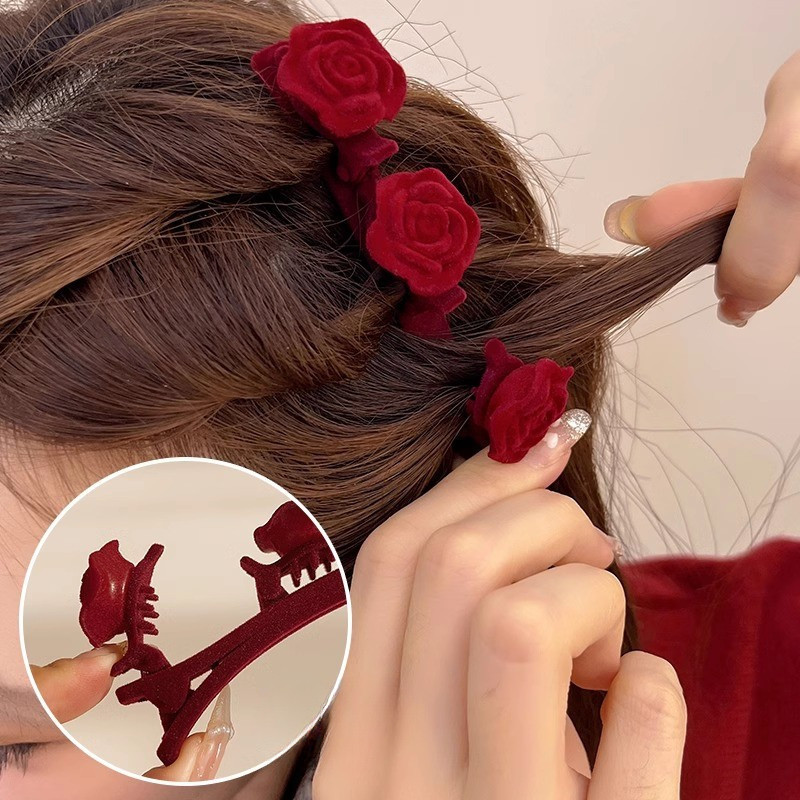 XR{Red Rose Braided Hair Clip Beautiful Heart Forehead Side Bangs Hai A - Image 3