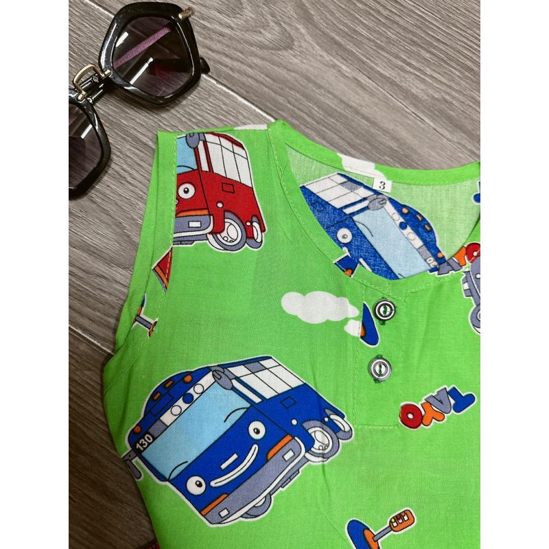 Soft and cool children's tole/linen fabric with Tayo bus pattern on ...